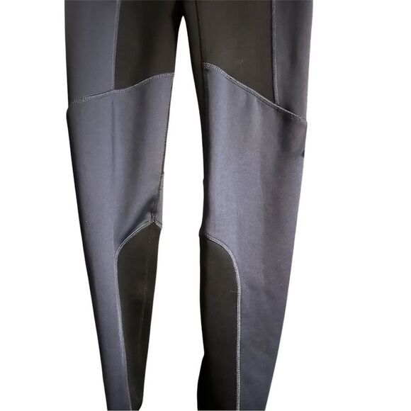 Fabletics Women's High-Waisted Color Block Leggings Multicolor Size S - Picture 8 of 10